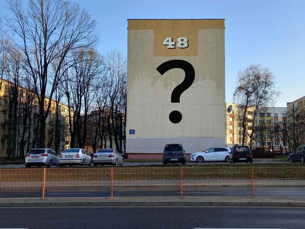 Ściana przy ul. Antoniukowskiej 48 czeka...