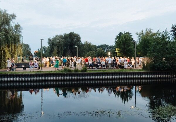 Potańcówki na Bulwarach nad rzeką Ełk